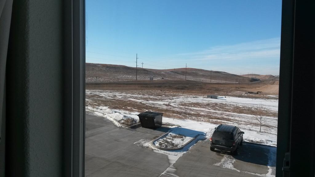 Barons Lodge Killdeer Exterior photo